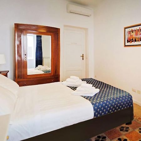 Near Colosseum By Varental 2Br + 1Sb 罗马 外观 照片