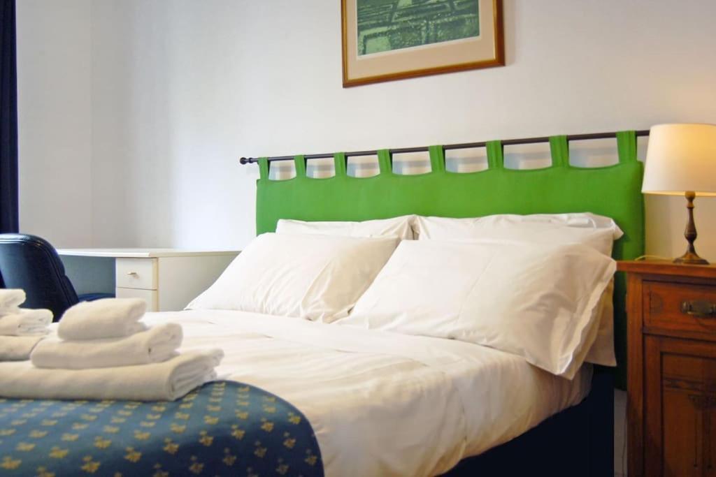 Near Colosseum By Varental 2Br + 1Sb 罗马 外观 照片