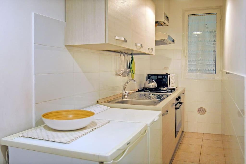 Near Colosseum By Varental 2Br + 1Sb 罗马 外观 照片